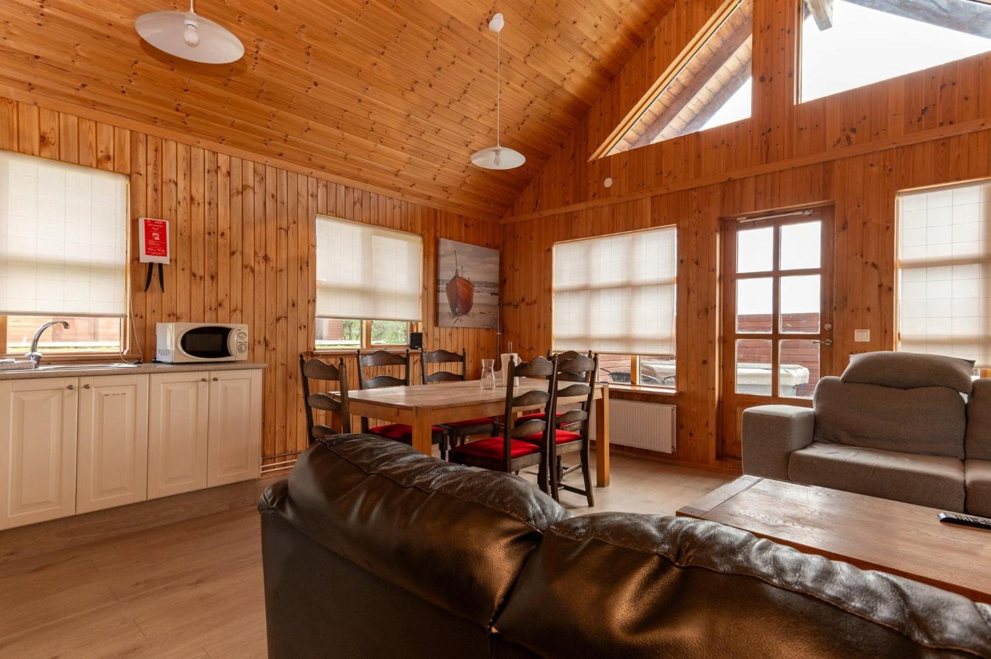 Gladheimar Cottages Блёндюоус Экстерьер фото