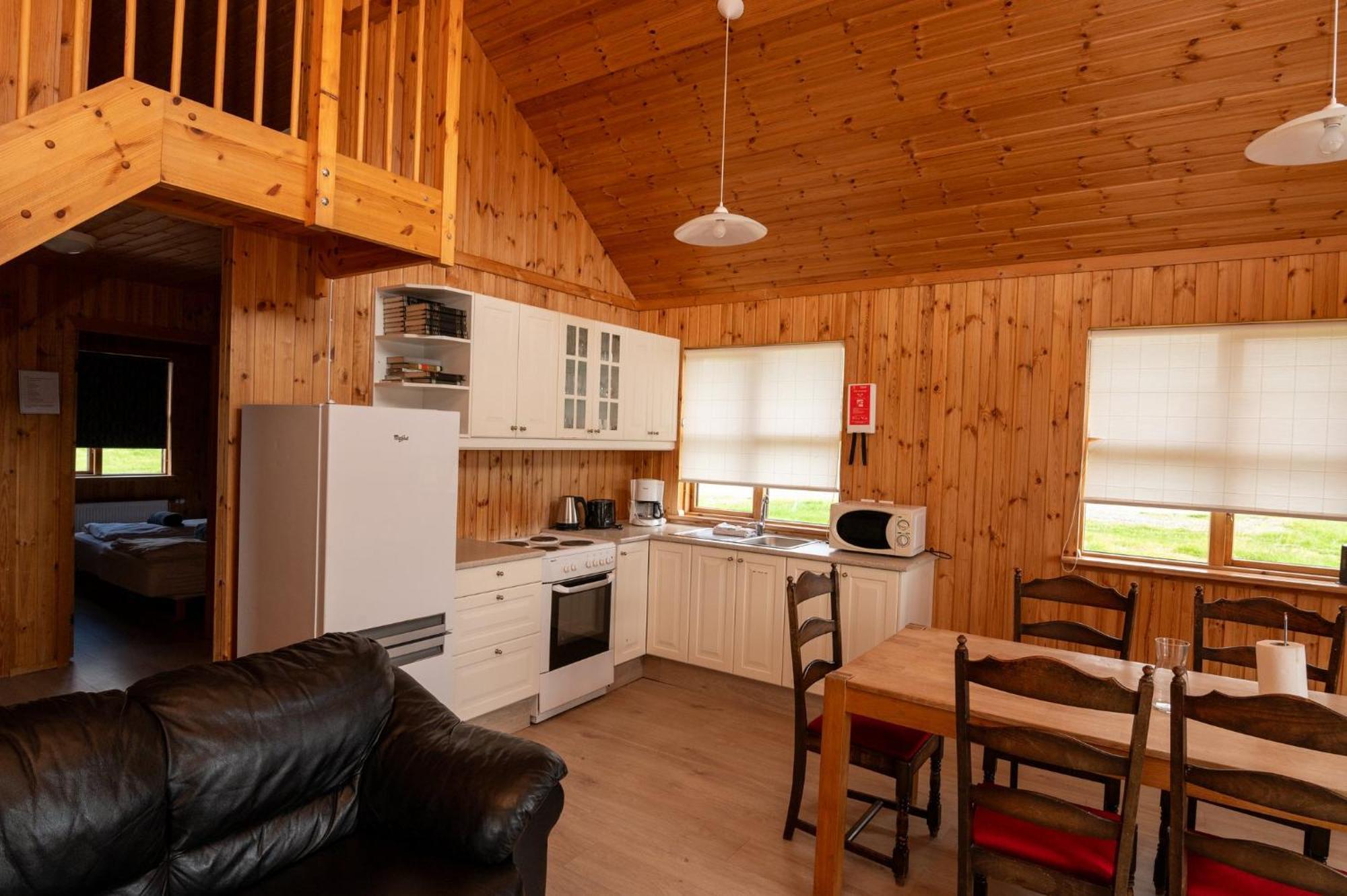Gladheimar Cottages Блёндюоус Экстерьер фото